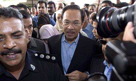 The leader of Malaysia’s resurgent opposition has declared that he will take power on September 16 The Malaysian government has tried its utmost to keep Anwar Ibrahim, the leader of...