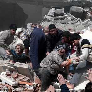 Aid offered to Turkey after quake Ireland has offered humanitarian aid to Turkey in the wake of the devastating earthquake feared to have killed up to 1,000 people. Tanaiste Eamon...
