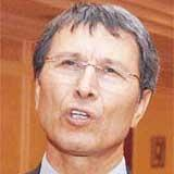 Kendilerini Van Gölü’ne atan 50 kadından da özür dileyin 29 Aralık 2008 Süheyla GÖZDERELİLER, DHA . Eski Türk Tarih Kurumu Başkanı Prof. Dr. Yusuf Halaçoğlu, Asılsız Ermeni İddialarıyla Mücadele Federasyonu’nun konuğu olarak geldiği Yalova’da, ’Ermeni Meselesi’ konulu konferans verdi....