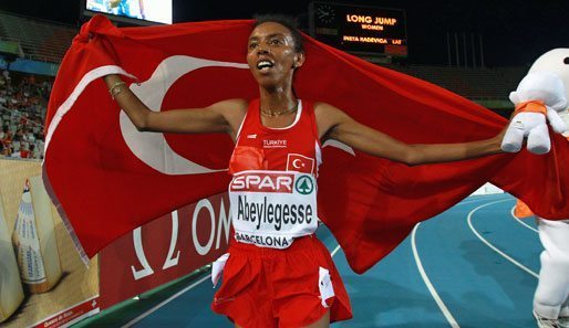 Zwei Türkinnen im 5000-Meter-Rennen vorn