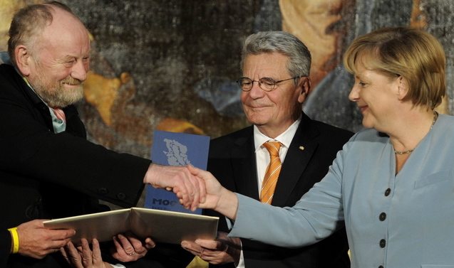 Merkel ehrt Mohammed-Karikaturisten