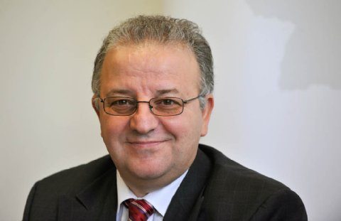 Kenan Kolat, 52, ist seit 2005 Bundesvorsitzender der TürkischenGemeinde in Deutschland.  Foto: dpa/Gero Breloer