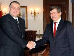 Turkey’s new FM meets senior Azarbaijani official as first work