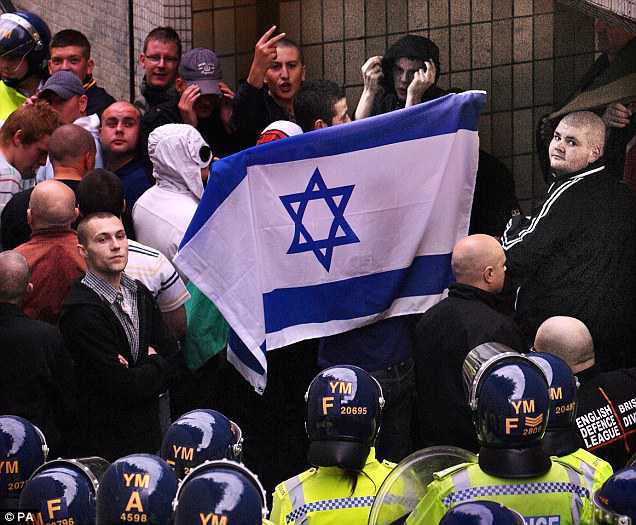 British Fascists clash with anti-fascist protesters