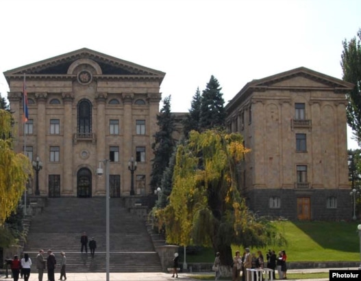 Turkey Protocols Sent To Armenian Parliament