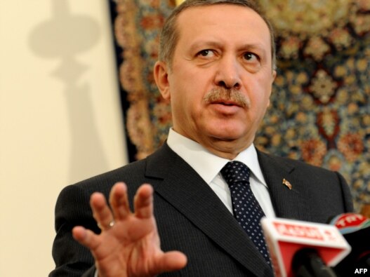 Erdogan Says Going To U.S., Sending Back Turkish Envoy