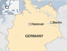 Jewish dance group stoned in Hanover