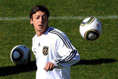 Mesut Ozil at head of the vanguard for new generation