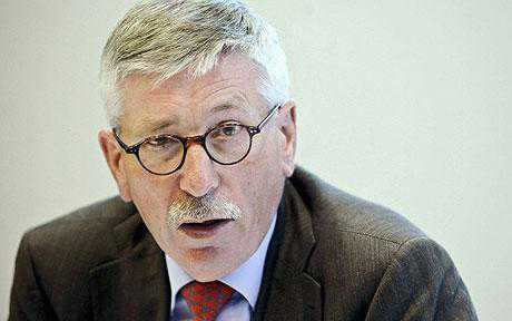 Bundesbank official: all Jews have the same genes