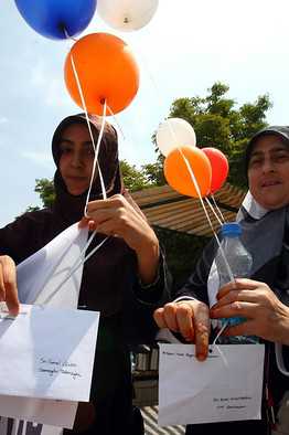 Turkey Rolls Back University Scarf Ban