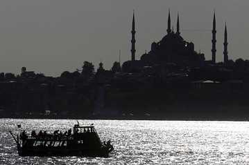 UPDATE 1-Turkey to say in days who will build 2nd nuclear plant