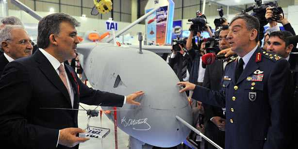 President Gül opens international defense fair in İstanbul