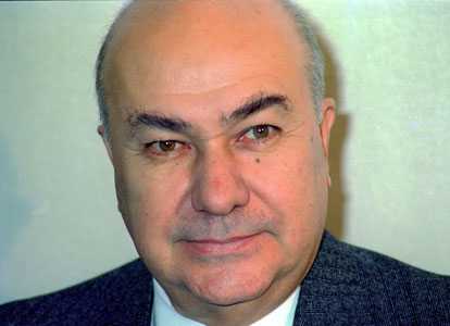 Death takes one Turkish coup leader as court calls two others