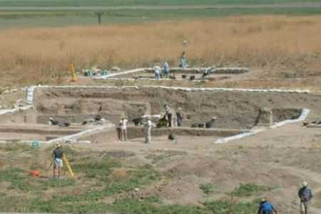 Ancient stone lion found in Turkey