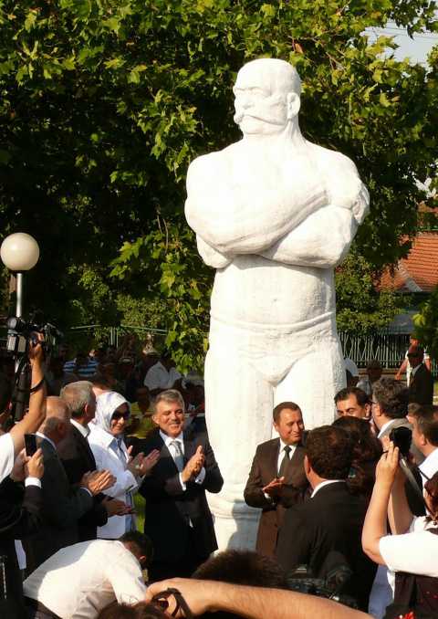 Turkish President Abdullah Gul (middle) at the opening of the monument of legendary wrestler Koca Yusuf in Hitrino in Northeastern Bulgaria. Photo by BGNES 