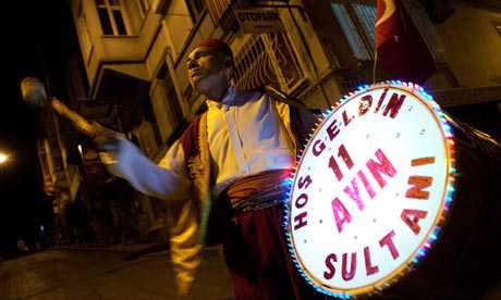 Ramadan drummer of Istanbul hopes the beat will go on