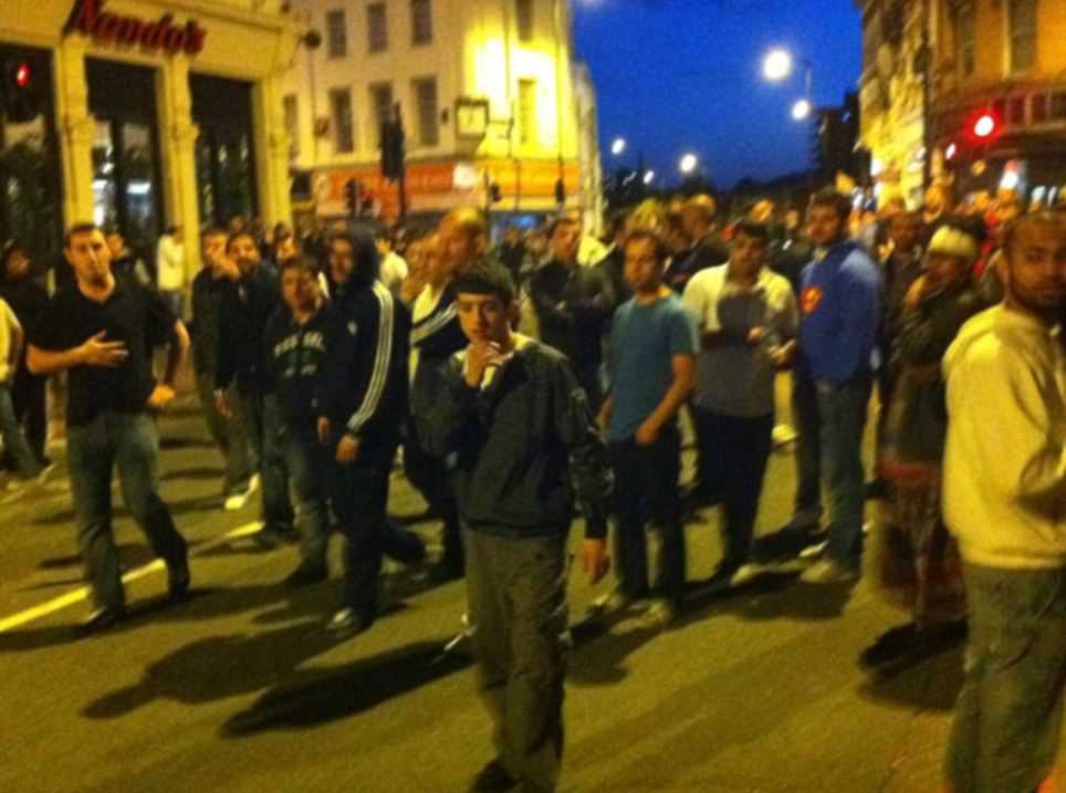 Hundreds of Turkish shopkeepers take to the streets in north London to defend their businesses