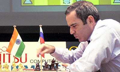 Kasparov speaks in Turkey