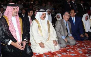 King visits Sultan Othman Ahmed mosque and Islamic museum in Turkey