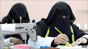 Women in Saudi Arabia to vote and run in elections