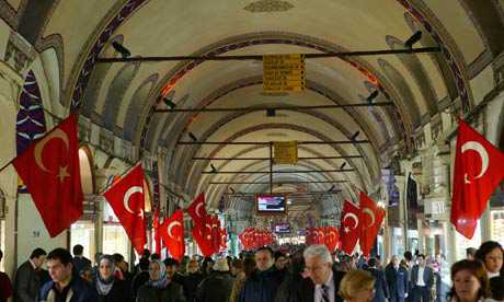Turks look to mobile technology to change bazaar cash customs