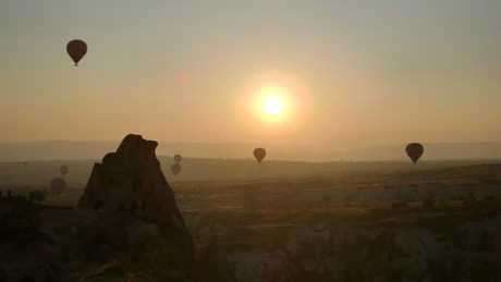 Trip Tips: Sunrise Balloon Rides and a Cave Hotel in Cappadocia, Plus Other Turkish Delights