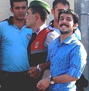 Keffiyeh Crime in Turkey
