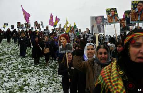 Turkey PKK: Thousands at memorial ceremony near Paris
