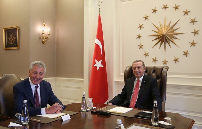 Turkey Is Courted by U.S. to Help Fight ISIS