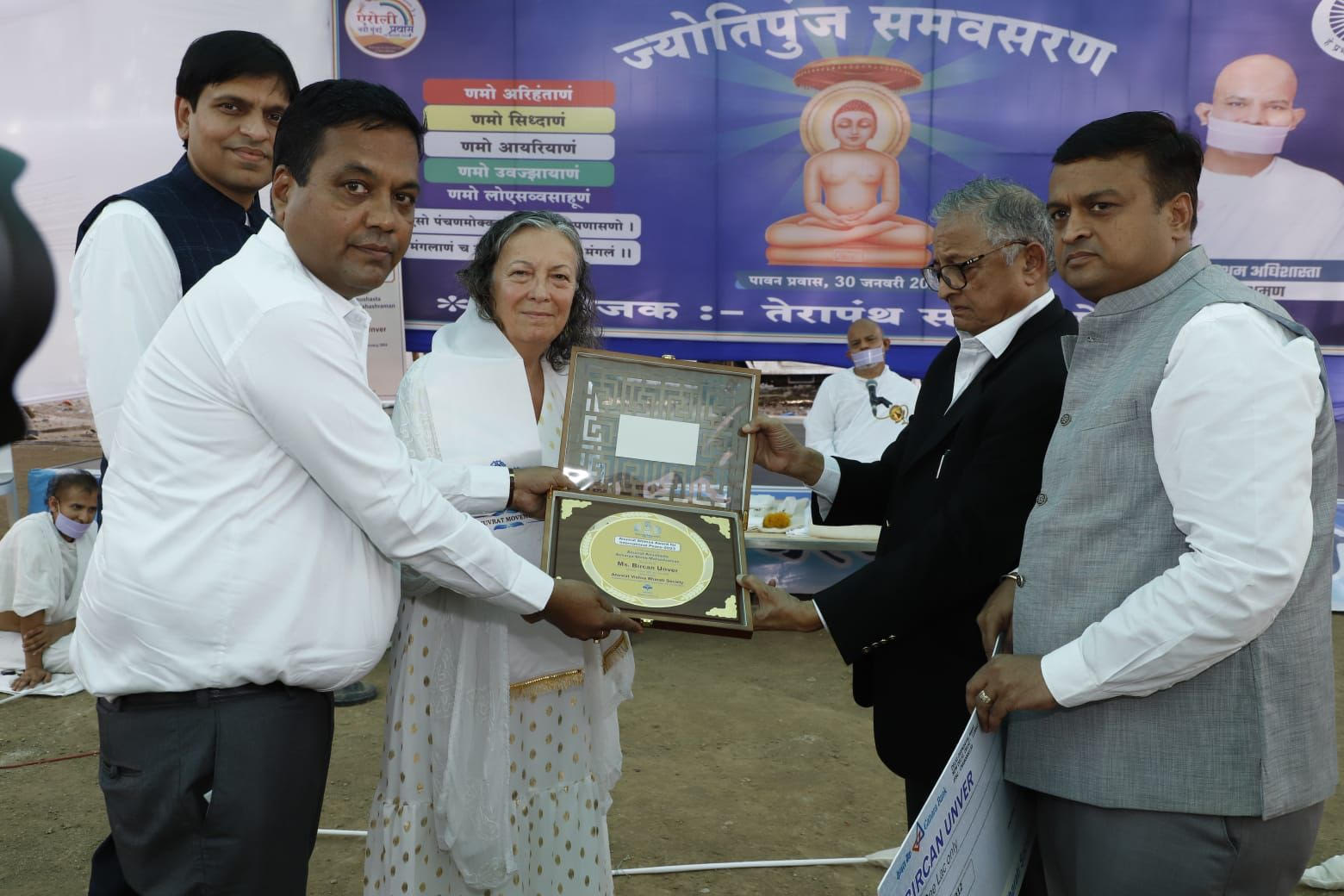 Bircan Ünver received the “ANUVRAT AHIMSA AWARD FOR INTERNATIONAL PEACE-2023”