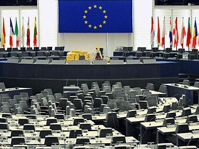 Европа ужесточает карантинные меры из-за второй волны COVID-19