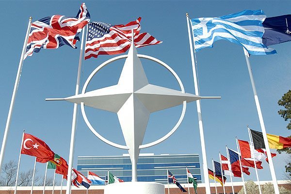 Странные грани «сотрудничества» НАТО