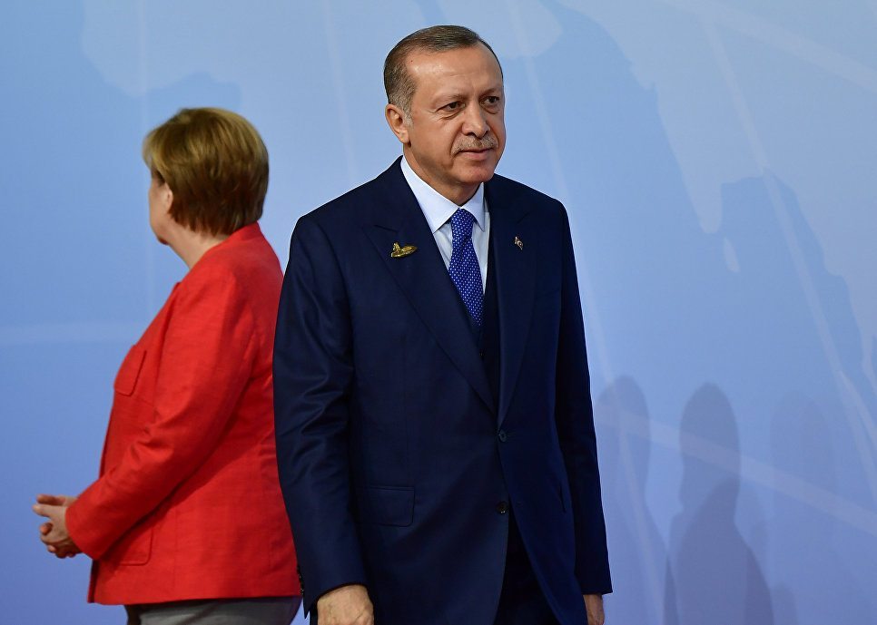 Турция против Германии: конфликт в НАТО, выгодный для России