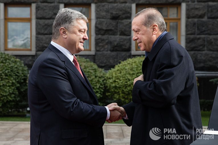 Что Киев выигрывает от ссор Эрдогана с Брюсселем, Вашингтоном и Москвой