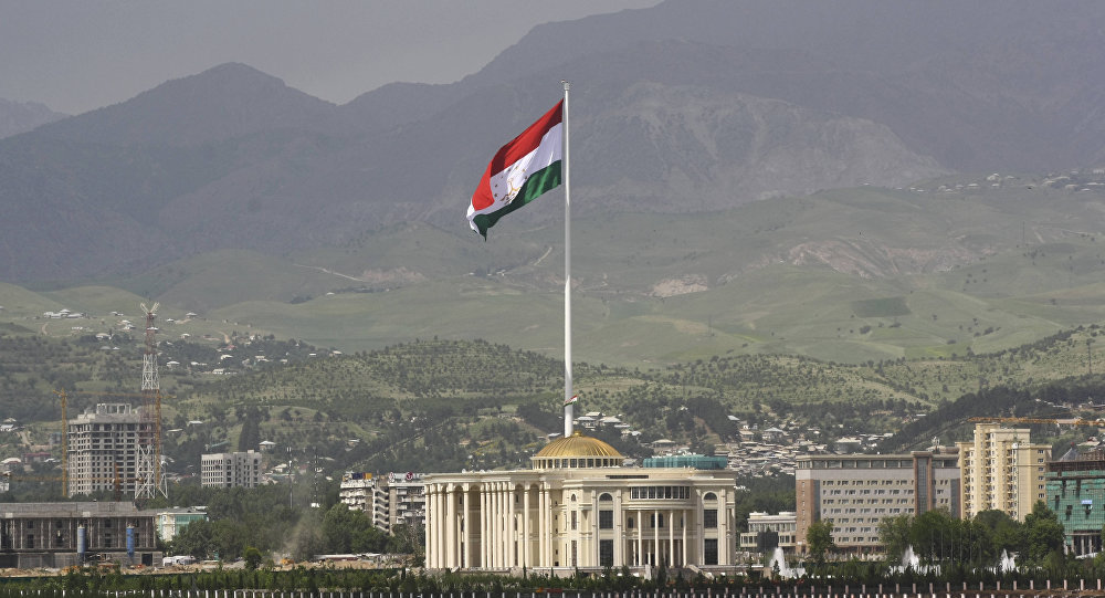 Исламизация таджикского общества грозит светским устоям