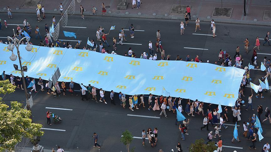 В Украине отметили День крымскотатарского флага