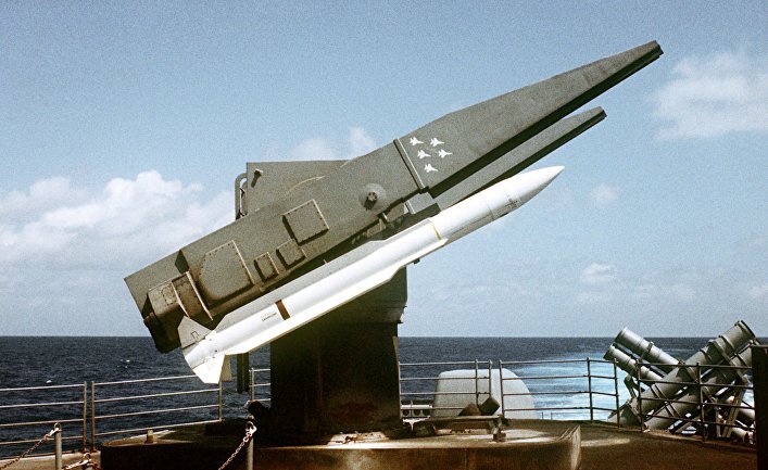 Российская корабельная С-300 против американской ЗУР «Стандарт»: какая ракета лучше? (The National Interest, США)