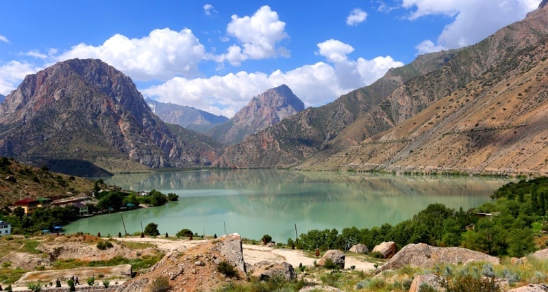 Пять самых красивых озер Центральной Азии