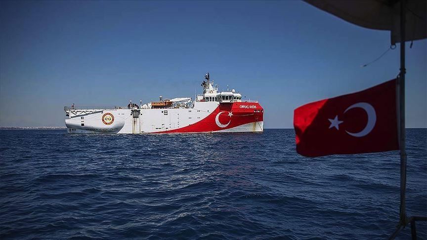 Турция продлила срок работ судна Oruç Reis в Средиземноморье