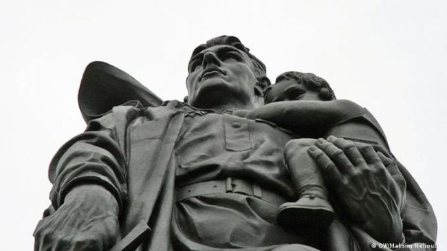 Польша, ФРГ, Словакия отличились ростом вандализма на&nbsp;воинских захоронениях России