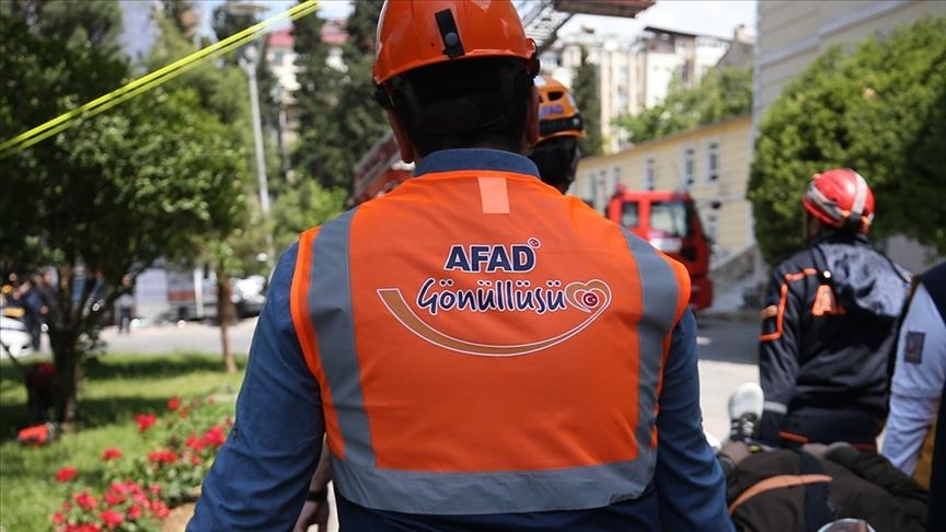 Свыше 100 тыс. граждан Турции готовы стать добровольцами AFAD