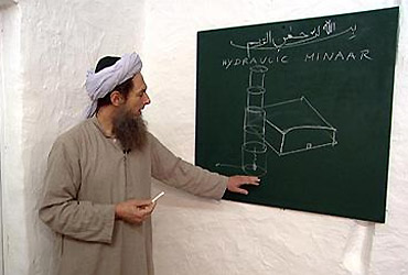 Minare boyları müslüman nüfusa göre uzayacakmış