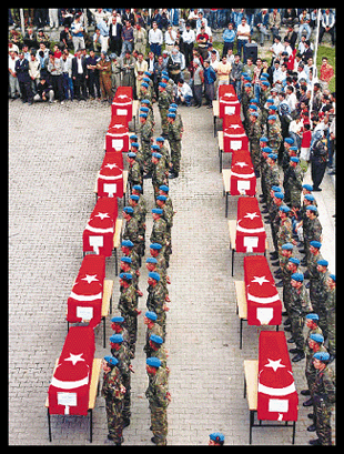 34 PKK’lı ve Tüm Yurtta Kutlama Törenleri