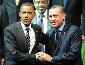 Başbakan Recep Tayyip Erdoğan, G-20 Liderler Zirvesi çerçevesinde ABD Başkanı Barack Obama ile başbaşa bir görüşme yaptı. Erdoğan görüşmede füze savunma sisteminin gündeme geldiğini, ancak Türkiye'nin verdiği nihai bir karar olmadığını söyledi. - obama erdogan