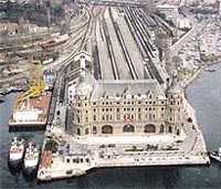 Boğaz Tüp Geçit Projesi’nin 2009 yılında hayata geçmesinin ardından Haydarpaşa Tren Garı ve limanı artık kullanılmayacak. - haydarpasa
