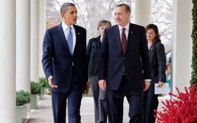 ABD gazetesi Washington Post'da çıkan bir yazıda, "AK Parti'nin 8 yıllık iktidarı süresince, Türkiye'nin, ABD'nin idare etmek zorunda kalacağı 21'inci yüzyılın dolambaçlı ilişkilerinin bir modeli haline geldiği" yorumunda bulunuldu... - obama erdogan