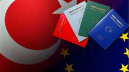 İngiliz Guardian gazetesi, Avrupa Komisyonu’nun Türk vatandaşlarına Schengen vizesinin kaldırılması tavsiye kararının ardından vizesiz Avrupa’yı oylayacak olan Avrupa Parlamentosu’ndan itirazlar geldiğini belirtmiştir. Guardian, “Avrupa Parlamentosu üyeleri Türkiye’ye vize serbestisi planlarına direnme sözü veriyor” başlıklı haberinde; Parlamento’nun iki büyük grubunun (Hıristiyan Demokratlar ile Sosyalistler) Türkiye 72 kriteri yerine getirmedikçe vize planına destek vermeyeceklerini yazmıştır. Liberal Grup’un lideri Guy Verhofstadt da Parlamento üyelerine Türkiye terörle mücadele yasasını değiştirmedikçe Komisyon’un önerisine karşı çıkmaları gerektiğini açıklamıştır. - vizesizavrupa