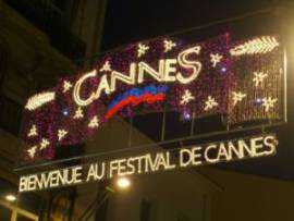 Antalya bedava ağırlar, Cannes’da 2 yıldızlı otel 300 €’ya oda satar