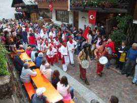 İtalyan köyünde 323 yıldır Türk gelenekleri yaşatılıyor