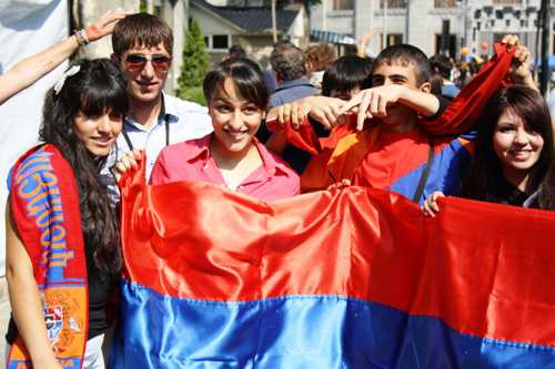 Ey Ermenistan’ın yoksul halkı!